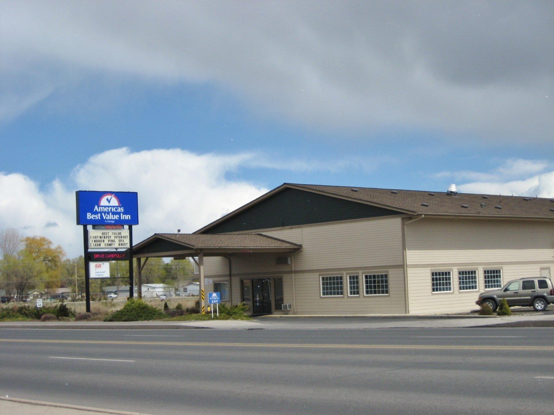 Americas Best Value Inn Burns Exterior foto